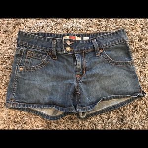 Old Navy stretch jean shorts size 4